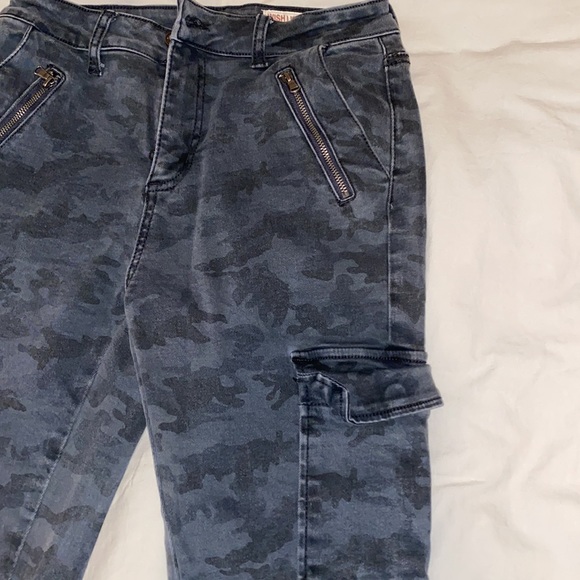 Camo black jeans - Picture 3 of 4